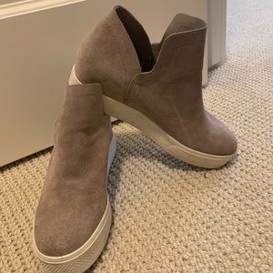 Steve Madden Wrangler Wedge Shoe